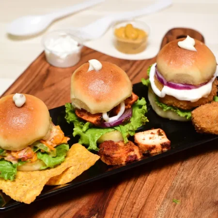 Piri Piri Paneer Burger