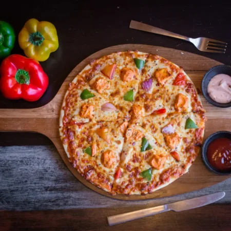 Tandoori Paneer Pizza